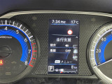 【走行支援スイッチ】車線逸脱警報システム(LDW)や車線逸脱防止支援機能(LDP)のオン・オフができます。※機能には限界があります。