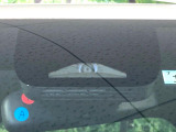 【トヨタセーフティセンス】走行中に前方の車両等を認識し、衝突しそうな時は警報とブレーキで衝突回避と被害軽減をアシスト。より安全にドライブをお楽しみいただけます。