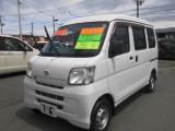 ご覧いただきありがとうございます!弊社の在庫車は全車当店からの乗り出し価格で総額表示しております!別途オプションでナビの取り付けなどのご相談もお気軽にお問い合わせ下さい♪