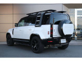 ディフェンダー 110 X ダイナミック HSE 3.0L D300 ディーゼル 4WD 