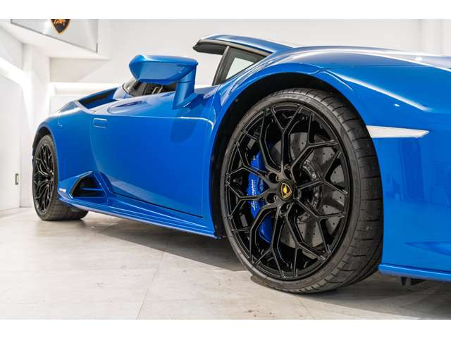 ランボルギーニ ウラカンスパイダー EVO RWD (LDF) の中古車詳細
