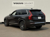 ◆バック/万が一を考え、安全性を重視する方に選ばれているVOLVO車。ドアを開閉するとその重み・厚みに驚くはず