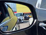 ブラインドスポットモニター★後方側から接近してくる車両を検知して危険をお知らせしてくれます。