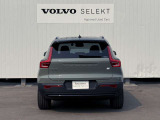 ◆バック/万が一を考え、安全性を重視する方に選ばれているVOLVO車。ドアを開閉するとその重み・厚みに驚くはず