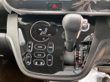 オートエアコン付きなので車内も快適