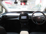 プリウス 1.8 S E-Four 4WD 