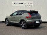 ◆バック/万が一を考え、安全性を重視する方に選ばれているVOLVO車。ドアを開閉するとその重み・厚みに驚くはず