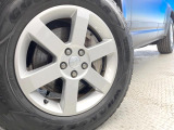 ●純正19インチアルミホイール:輸入車ならではの卓越した走りを支えるホイールと足回りです!日本車の走りに慣れている方にもぜひ体感して頂きたいほど、高いレベルでまとまっています!