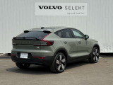 ◆バック/万が一を考え、安全性を重視する方に選ばれているVOLVO車。ドアを開閉するとその重み・厚みに驚くはず