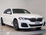 BMW認定中古車は第三者品質評価制度も採用しております。AIS方式による車両品質評価制度も導入し公平な車両コンデション評価を行うことにより車両品質の透明性を高めると同時に更なる信頼と安心をお届けします