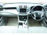 すっきりとしたダッシュボード回り!フロントビューの視界も良くて運転しやすいですよ♪