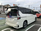 セレナ 1.2 e-POWER ハイウェイスター V 