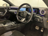 CLAクラス CLA200d AMGラインパッケージ 