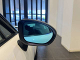 ブルーミラーが付いており、後続車のライトでもまぶしさが軽減され、より充実した運転が出来ます!