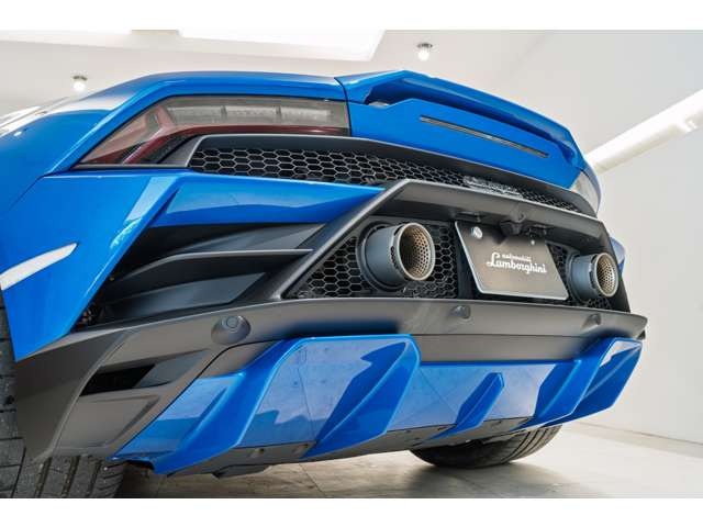 未開封LAMBORGHINI ランボルギーニ　マガジン　ISSUE ランボルギーニ LAMBORGHINI magazine ISSUE35 - メルカリ