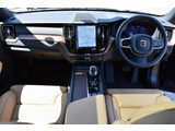 XC60 リチャージ アルティメット T6 AWD PHEV 4WD 