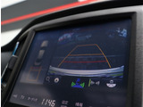 お車選びをお楽しみ頂けるよう、在庫車の展示スペースを十分に確保しております。