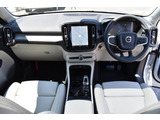 XC40 ウルトラ B4 AWD 4WD