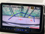 【バックカメラ】駐車時に後方がリアルタイム映像で確認できます。大型商業施設や立体駐車場での駐車時や、夜間のバック時に大活躍!運転スキルに関わらず、今や必須となった装備のひとつです!
