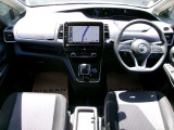 セレナ 1.2 e-POWER ハイウェイスター V 