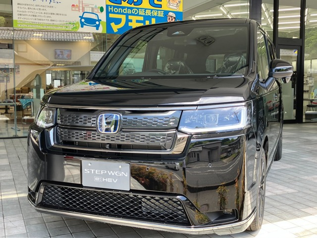 ステップワゴン 2.0 e:HEV スパーダ プレミアムライン ブラック エディション 
