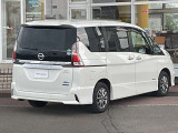 セレナ 2.0 ハイウェイスター Vセレクション 4WD 