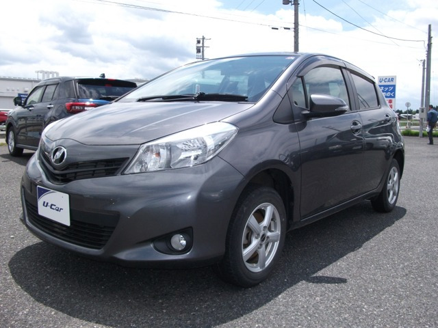 ヴィッツ 1.3 F 4WD 