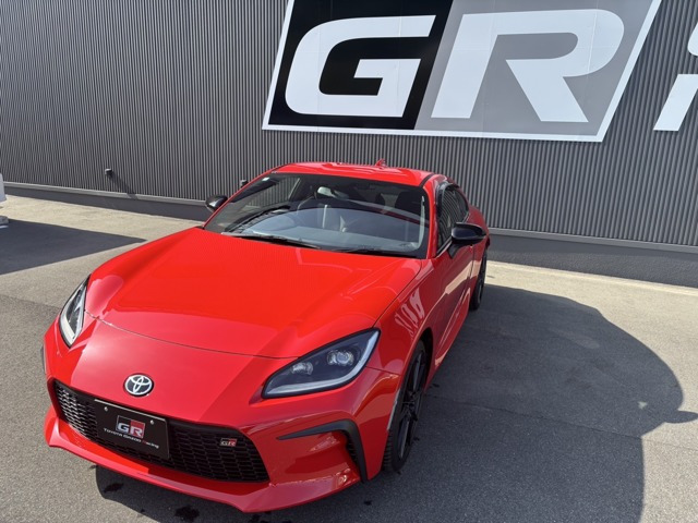 GR86 2.4 RZ 