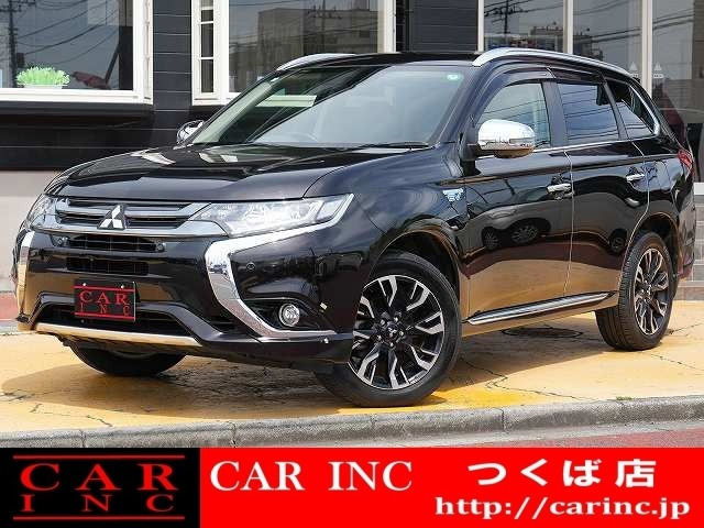 アウトランダーPHEV 2.0 G プレミアムパッケージ 4WD サンルーフ 純正ナビ 全方位カメラ