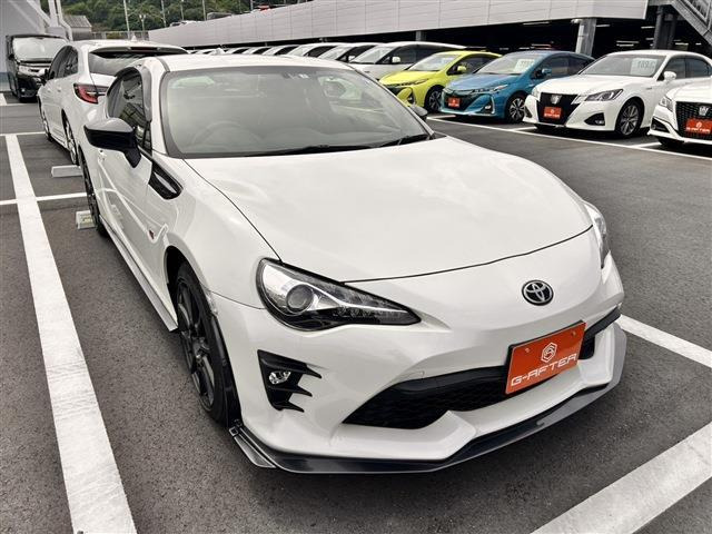86 2.0 GR スポーツ 特別仕様車SACHSアブソーパBremboGRエアロ