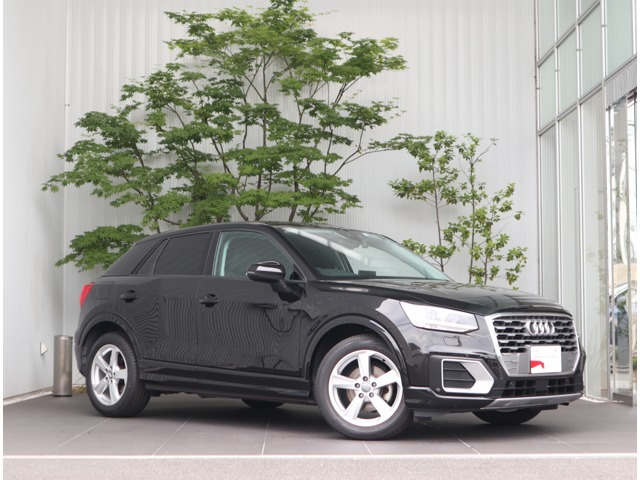 Q2 1.0 TFSI スポーツ 