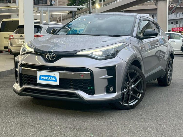 C-HR ハイブリッド 1.8 S GR スポーツ 