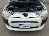 エンジンルームの見えないところもしっかりクリーニング洗浄しております!