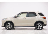 ロッキー 1.0 プレミアム 4WD 