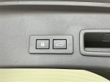 気になる車はすぐにお問い合わせください!画面右側の0066から始まる無料ダイヤルからお問い合わせ下さい!専門スタッフがお車のご質問にお答えいたします!