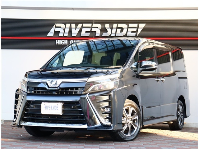 トヨタ ヴォクシー 2.0 ZS 煌II