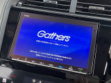 インテリアに馴染む純正ナビがついております。Honda自慢のインターナビは渋滞情報だけでなく天気情報、災害情報、安否情報など多彩な情報をご提供するHonda独自の「通信型ナビ」となっております。