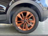 20555R17タイヤにCopperStyle専用カラーのアルミホイールを装着しております。