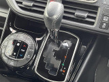 気になる車はすぐにお問い合わせください!画面右側の0066から始まる無料ダイヤルからお問い合わせ下さい!専門スタッフがお車のご質問にお答えいたします!