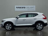 XC40  B3 モメンタム