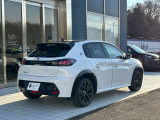 内装クリーニングも施しております。内装の綺麗なお車は気持ちが良くオススメさせていただく1つのポイントになっております。