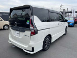 セレナ 1.2 e-POWER ハイウェイスター V 