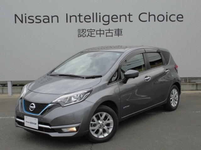 ノート 1.2 e-POWER メダリスト FOUR 4WD 