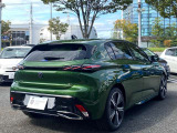 外装は専任スタッフによる真心込めたワックス磨きを実施しております。内装もクリーニングを実施させていただいております。質の良さをご体感くださいませ。