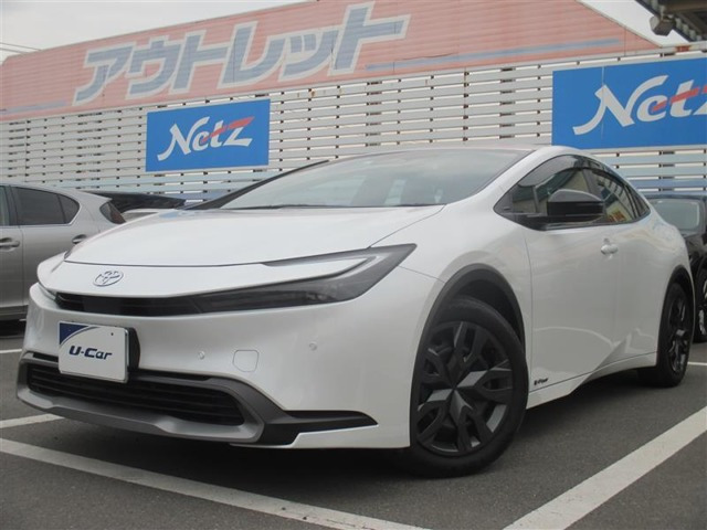 プリウス 2.0 G E-Four 4WD 