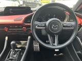 MAZDA3ファストバック 1.8 XD バーガンディ セレクション 本革シート 修復歴無し