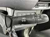 【 オートライト 】オートライトなのでライトの点け忘れを気にすることなく運転が出来ます。