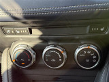 気になる車はすぐにお問い合わせください!画面右側の0066から始まる無料ダイヤルからお問い合わせ下さい!専門スタッフがお車のご質問にお答えいたします!