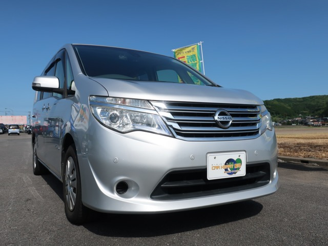 セレナ 2.0 20X Vセレクション+Safety S-HYBRID 