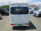 バックカメラ!お車を初めて運転されるかたやバック操作が苦手のお客様にはオススメの装備です!